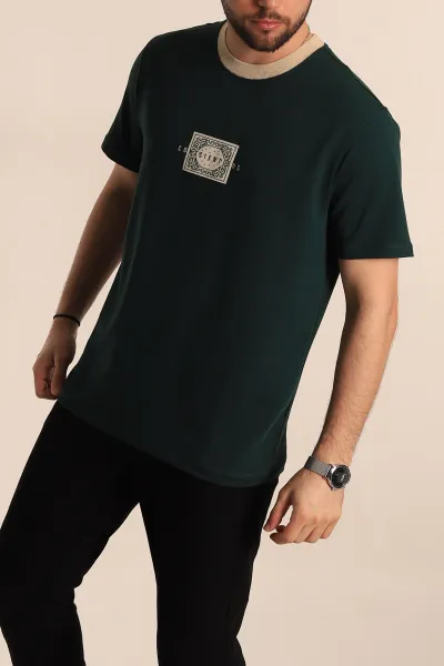 Zümrüt Yeşili Regular Fit Göğüs Baskılı Erkek Tişört 270633