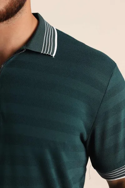 Zümrüt Yeşili Relaxed Fit Çizgi Dokulu Fermuarlı Polo Yaka Basic Erkek Tİşört 370230